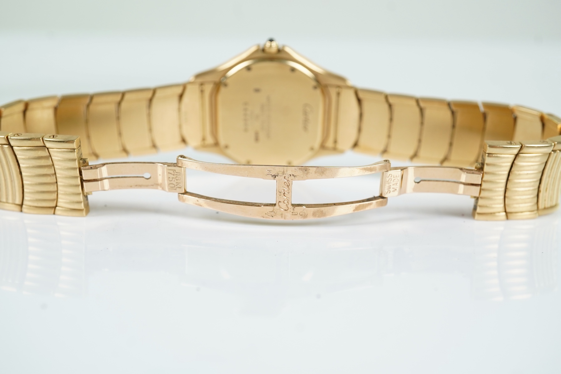 A gentleman's late 20th century 18k gold Cartier Cougar quartz wrist watch
